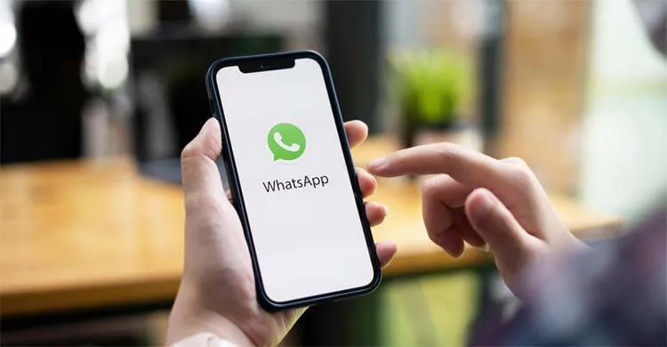 যে কারণে বিভিন্ন ফোনে বন্ধ হচ্ছে হোয়াটসঅ্যাপ