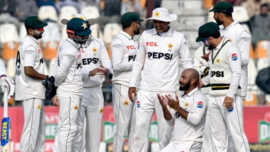 Spinners claim all 20 wickets as Pakistan beat WI by 127 runs in first Test