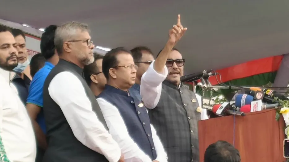 বিএনপি কি আন্দোলন করে খালেদাকে মুক্ত করেছে, কাদেরের প্রশ্ন