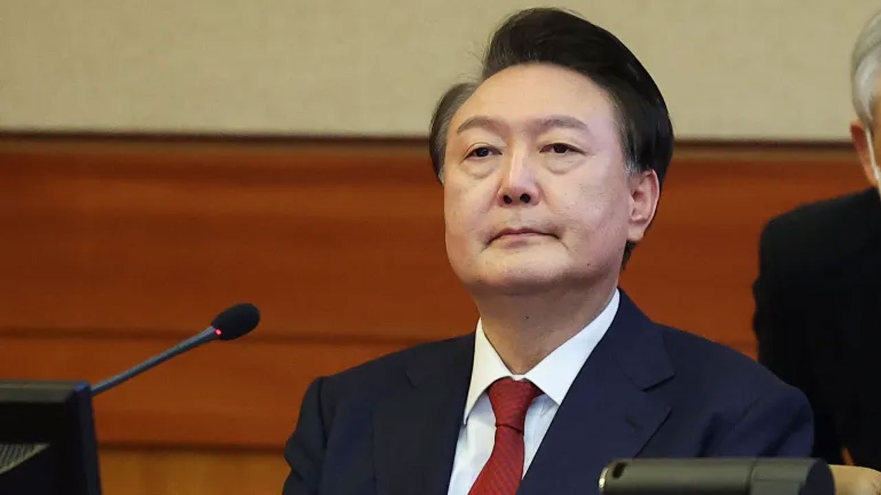 yoon-suk-yeol-20250404085239