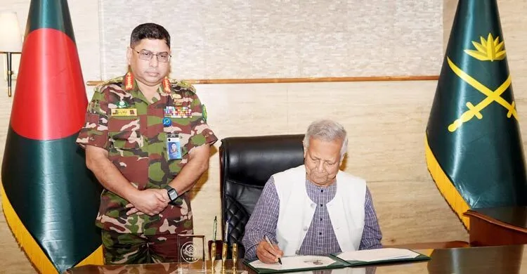সেনাবাহিনীতে সৎ-নীতিবান অফিসাররাই পদোন্নতির দাবিদার