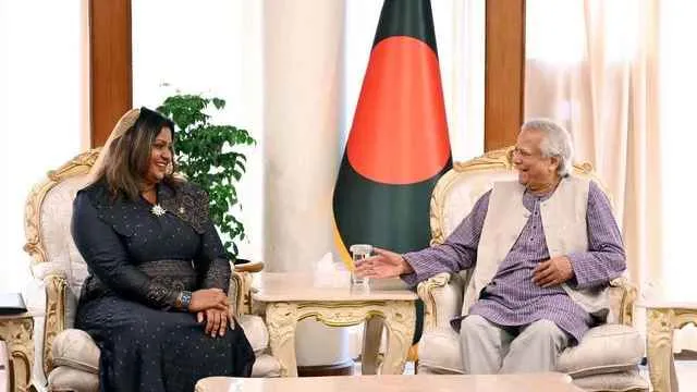 মালদ্বীপে কাগজপত্রহীন বাংলাদেশিদের নিয়মিতকরণের আহ্বান প্রধান উপদেষ্টার