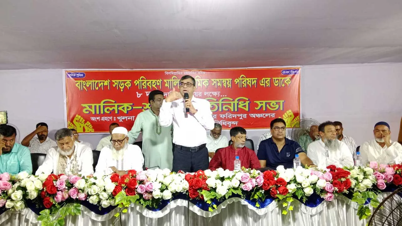 সড়ক পরিবহন আইন সংশোধনের দাবিতে দেশব্যাপী পরিবহন ধর্মঘটের হুমকি