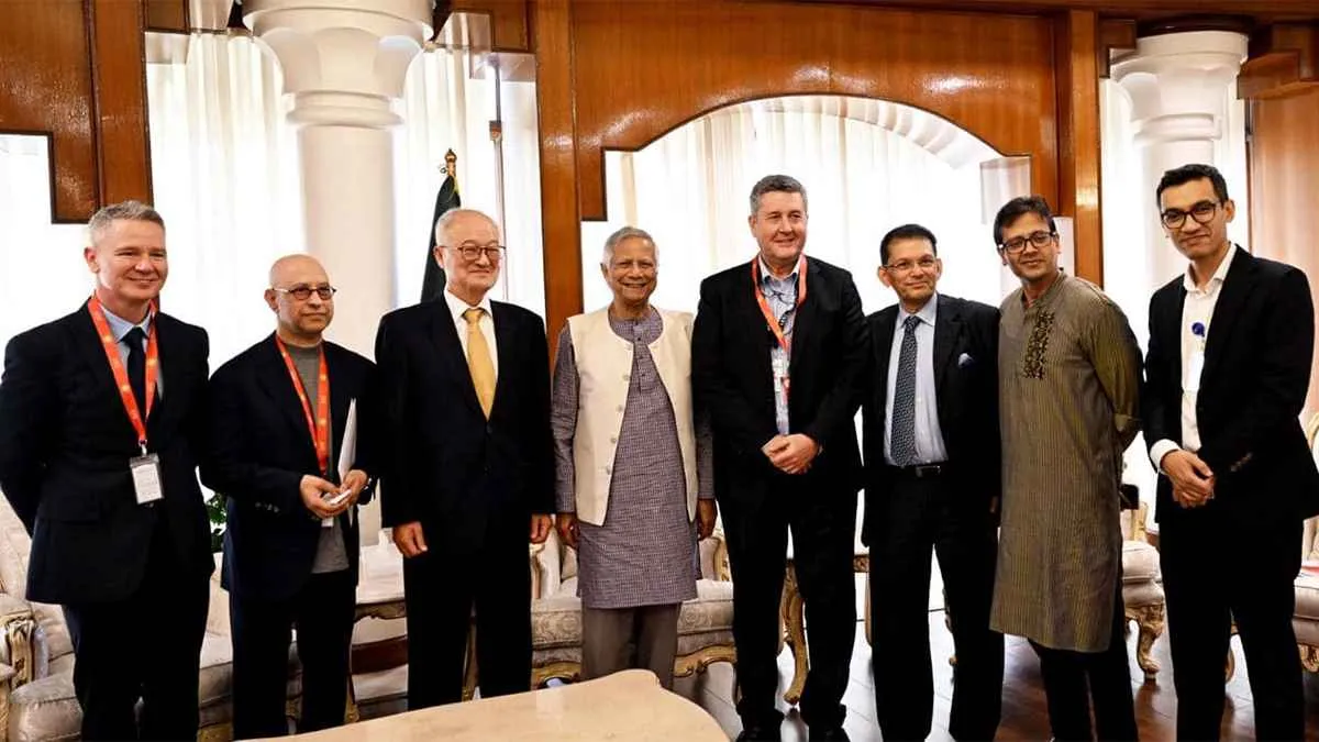 সব বিনিয়োগ সংস্থাকে এক ছাতার নিচে আনার নির্দেশ প্রধান উপদেষ্টার