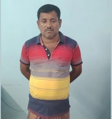 বিদেশি পিস্তল-গুলিসহ বিএনপি নেতা গ্রেফতার