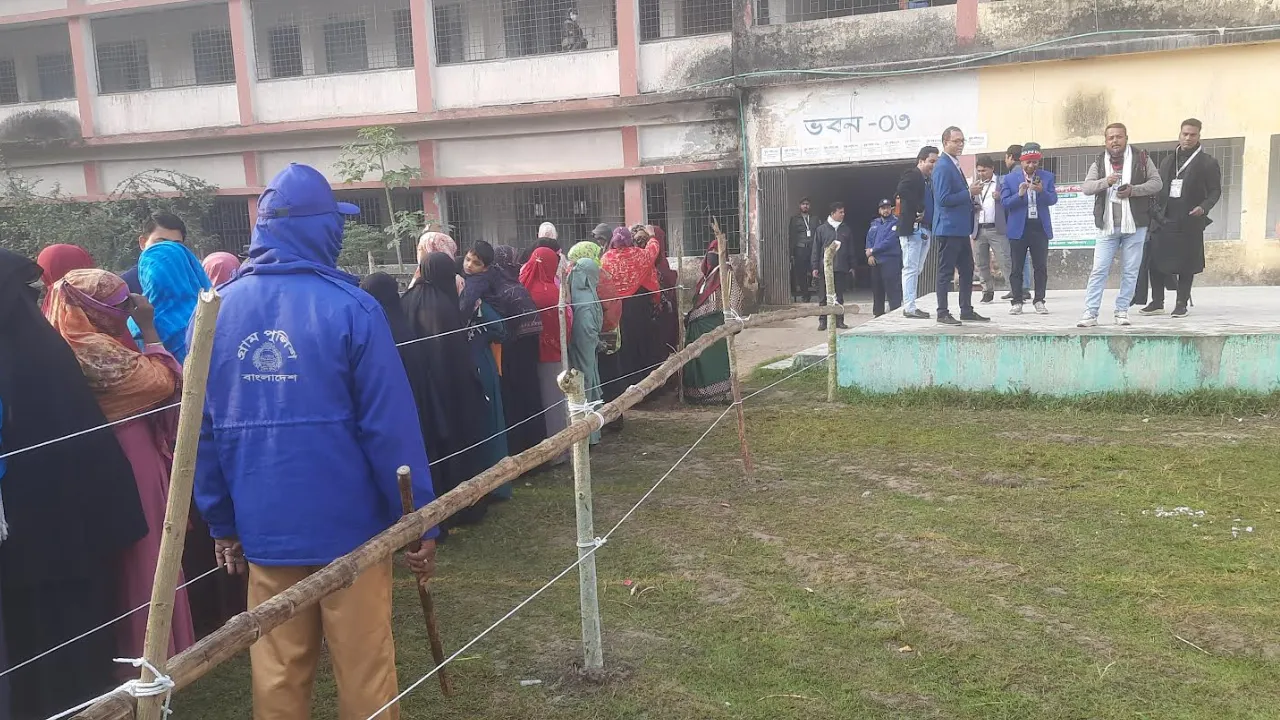 ভোটকেন্দ্রে সহকারী প্রিজাইডিং কর্মকর্তার মৃত্যু