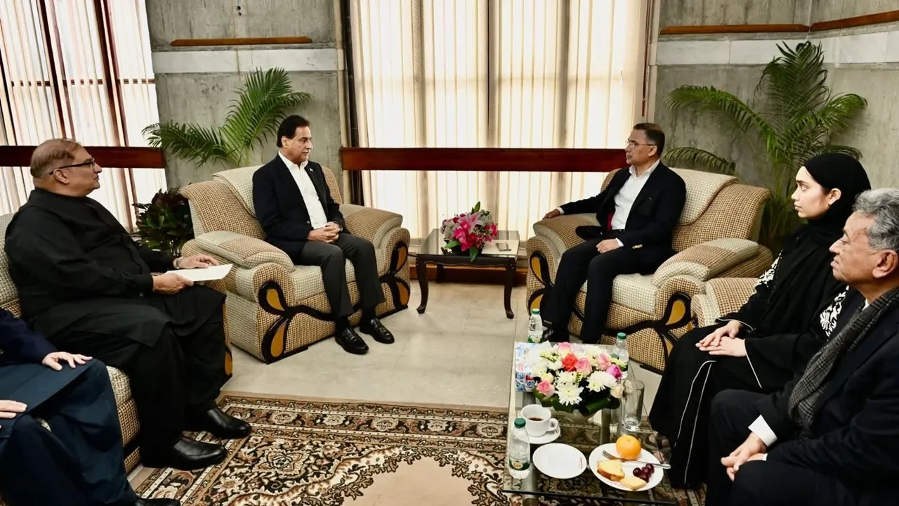 তারেক রহমানের সঙ্গে দেখা করে শোক জানালেন পাকিস্তানের স্পিকার