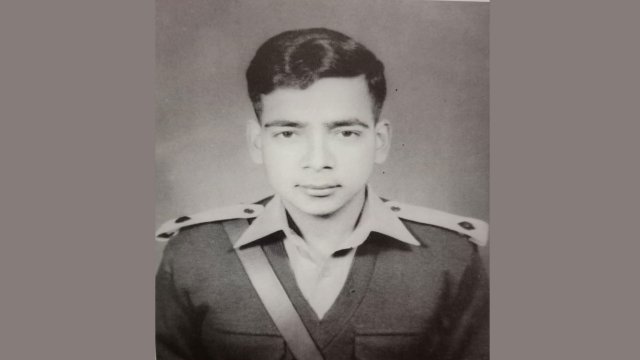 ১৯৬৬ সালে কাজী শাহেদ আহমেদ যখন লেফটেন্যান্ট