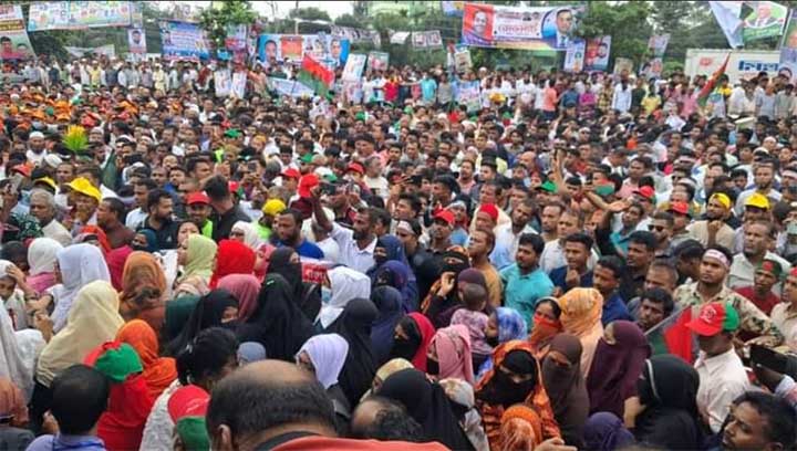 বৃষ্টির মধ্যে চলছে বিএনপির রোডমার্চ, নেতাকর্মীদের ঢল